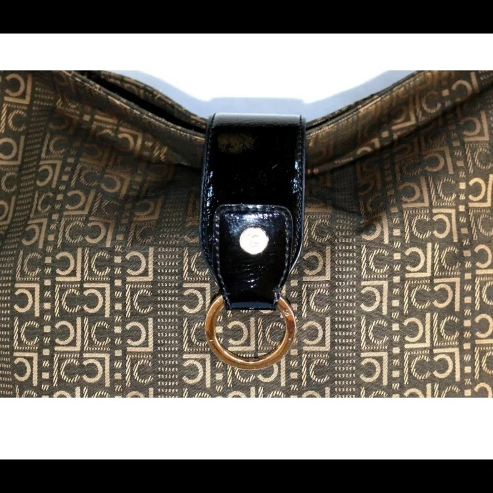 Liz Claiborne Signature‎ Logo Purse Patent Strap SUPER CONDITION